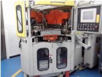 Maquina de Moldeo por Inyeccion Soplo